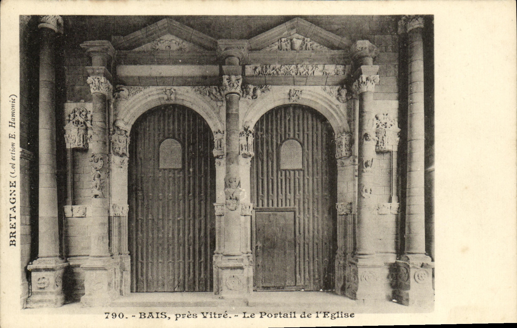 CPA Bains Pres Vitre Le Portail de L Eglise