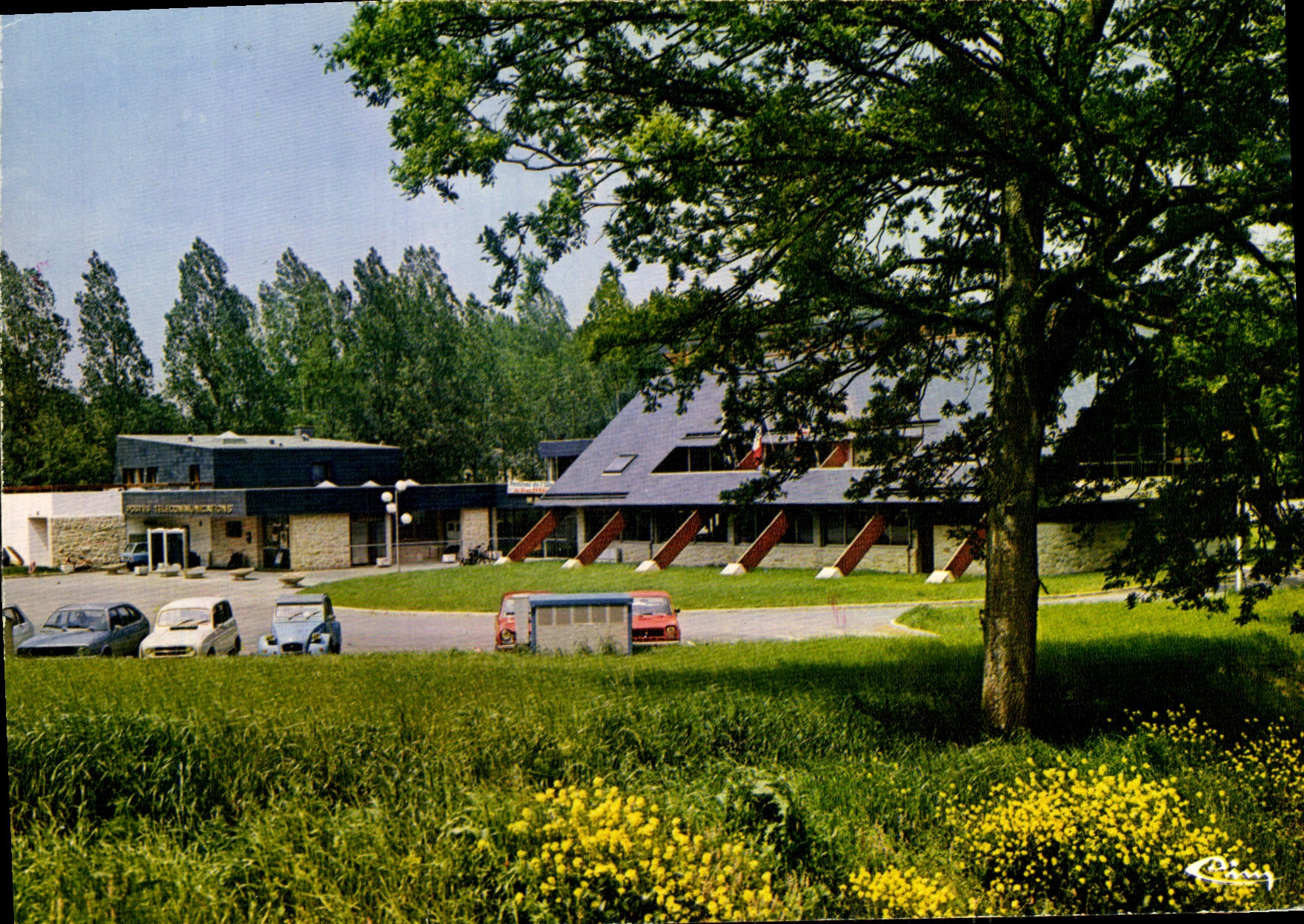 POSTAL MODERNA pasillo de la aldea del ayuntamiento del centro administrativo de Betton