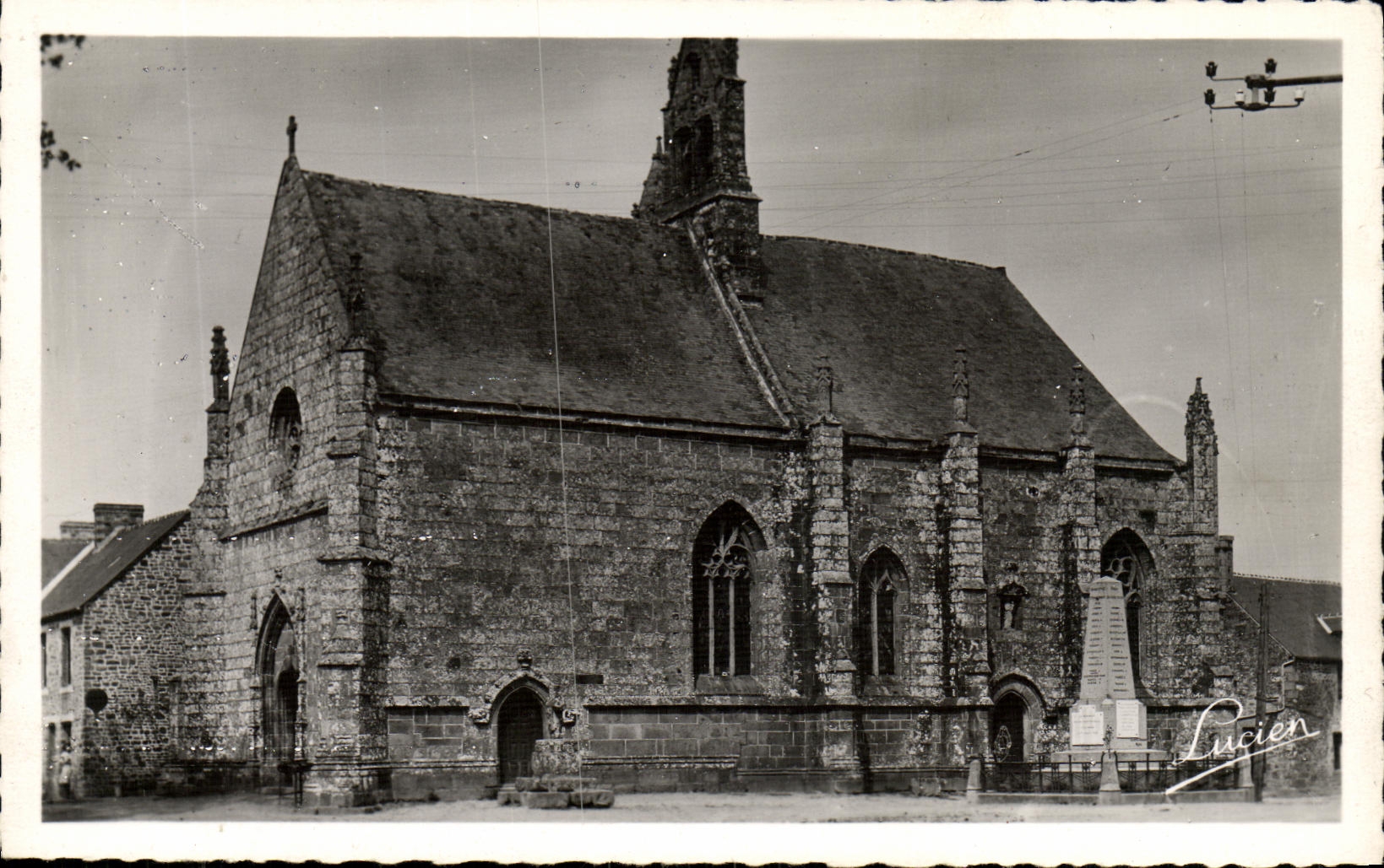 Iglesia de Broualan de la POSTAL de la VENDIMIA