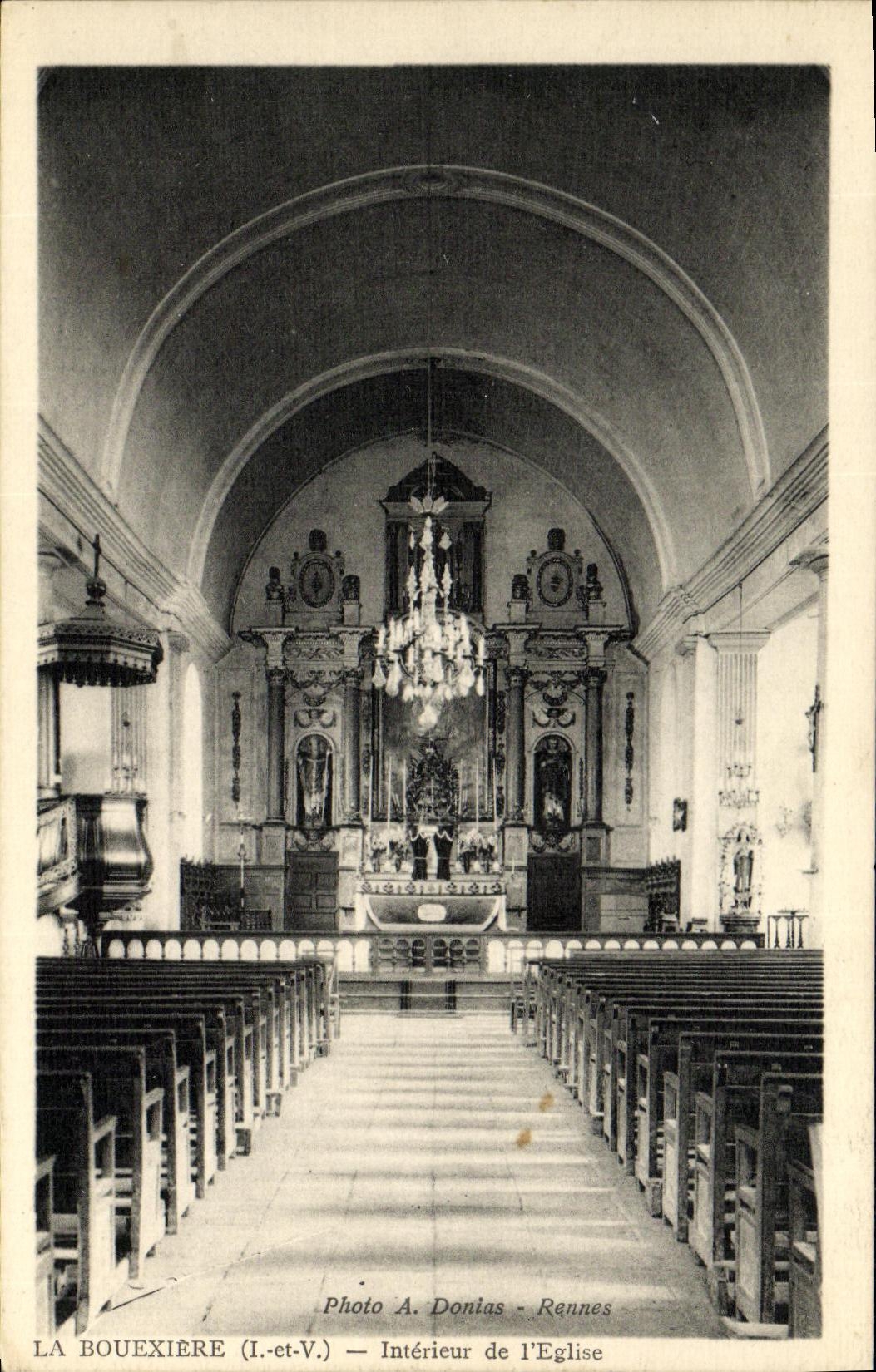 POSTAL Bouexiere interior de la VENDIMIA de L iglesia