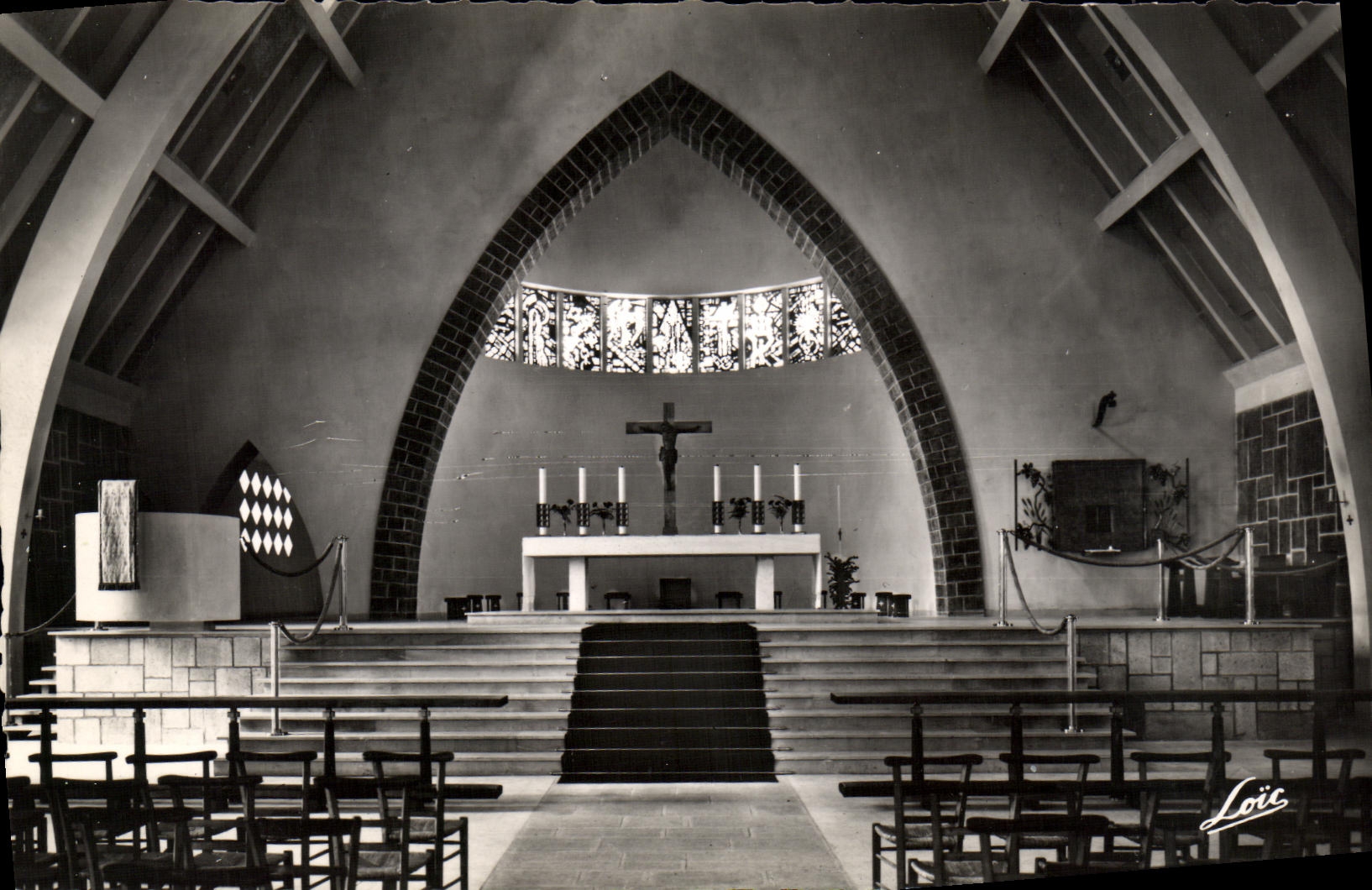 CPM Bruz Interieur de L Eglise