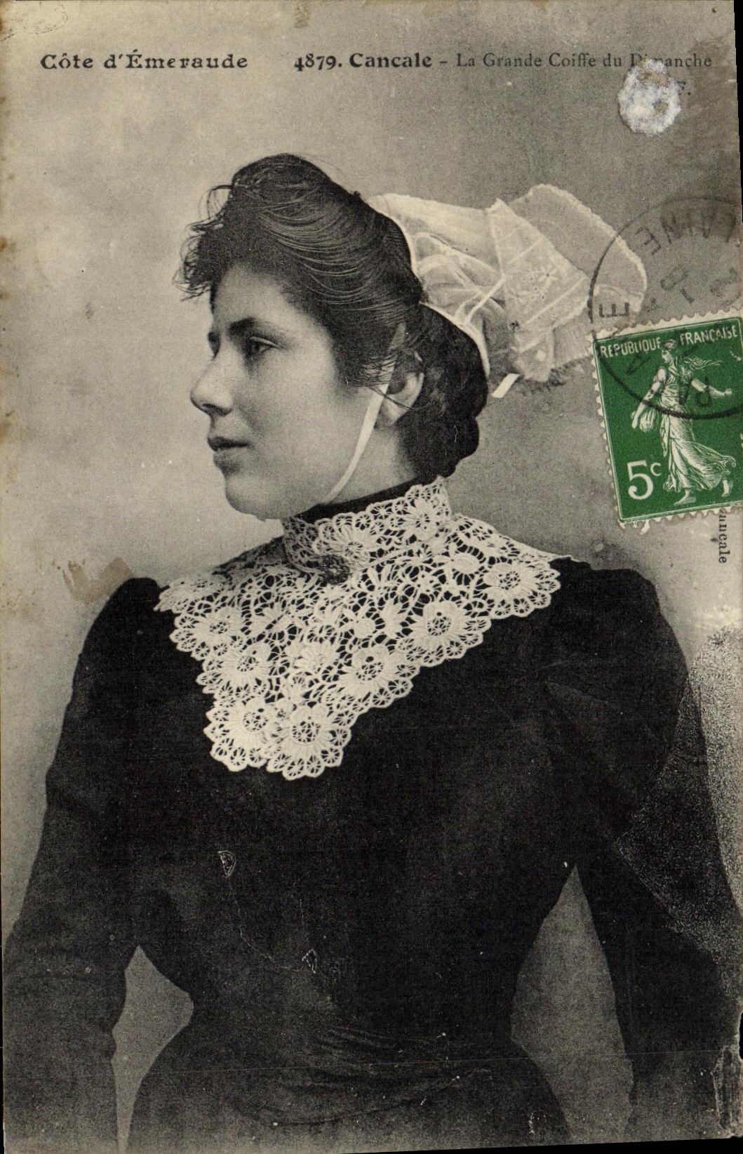 VINTAGE POSTCARD Cancale the Large Cap