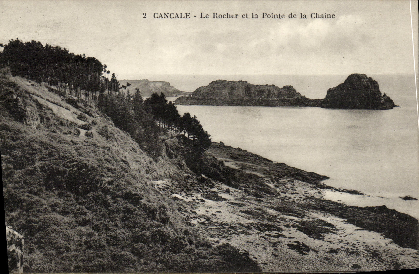 VINTAGE POSTCARD Cancale the Rock and the Point of the Chain