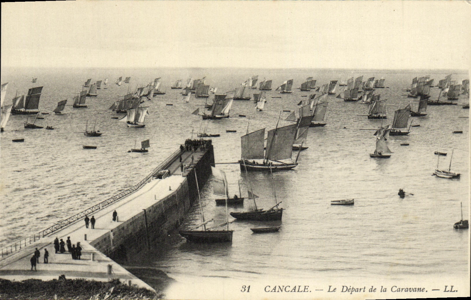 VINTAGE POSTCARD Cancale the Departure of the Caravan Boats