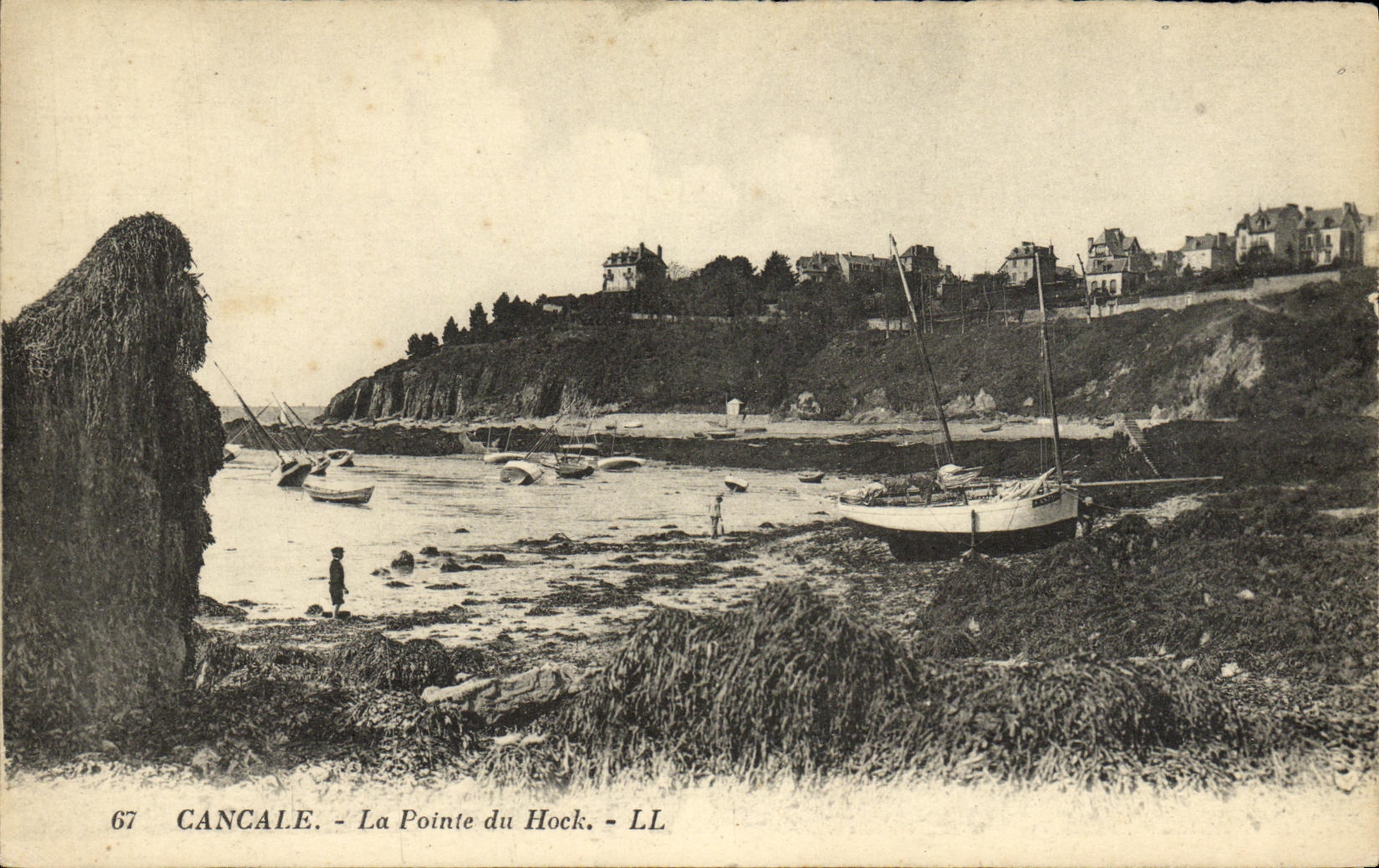 VINTAGE POSTCARD Cancale the Point of Hock