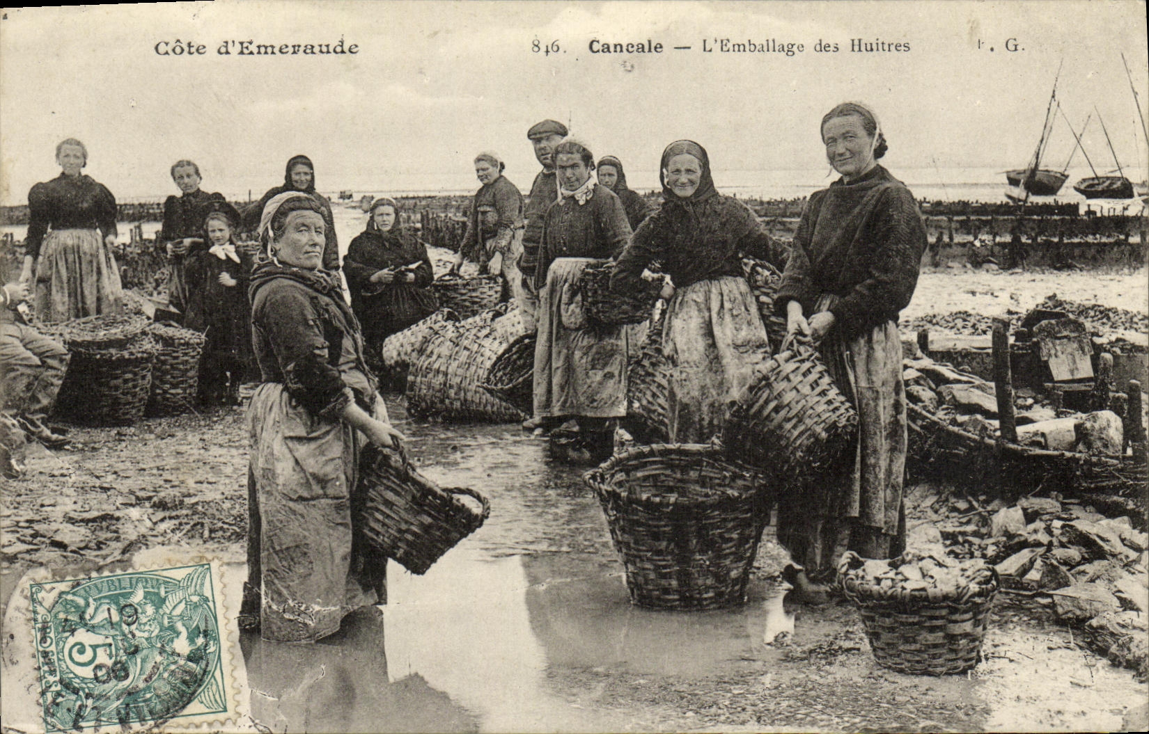 VINTAGE POSTCARD Cancale L Packing of the Oysters Ostreiculture TOP
