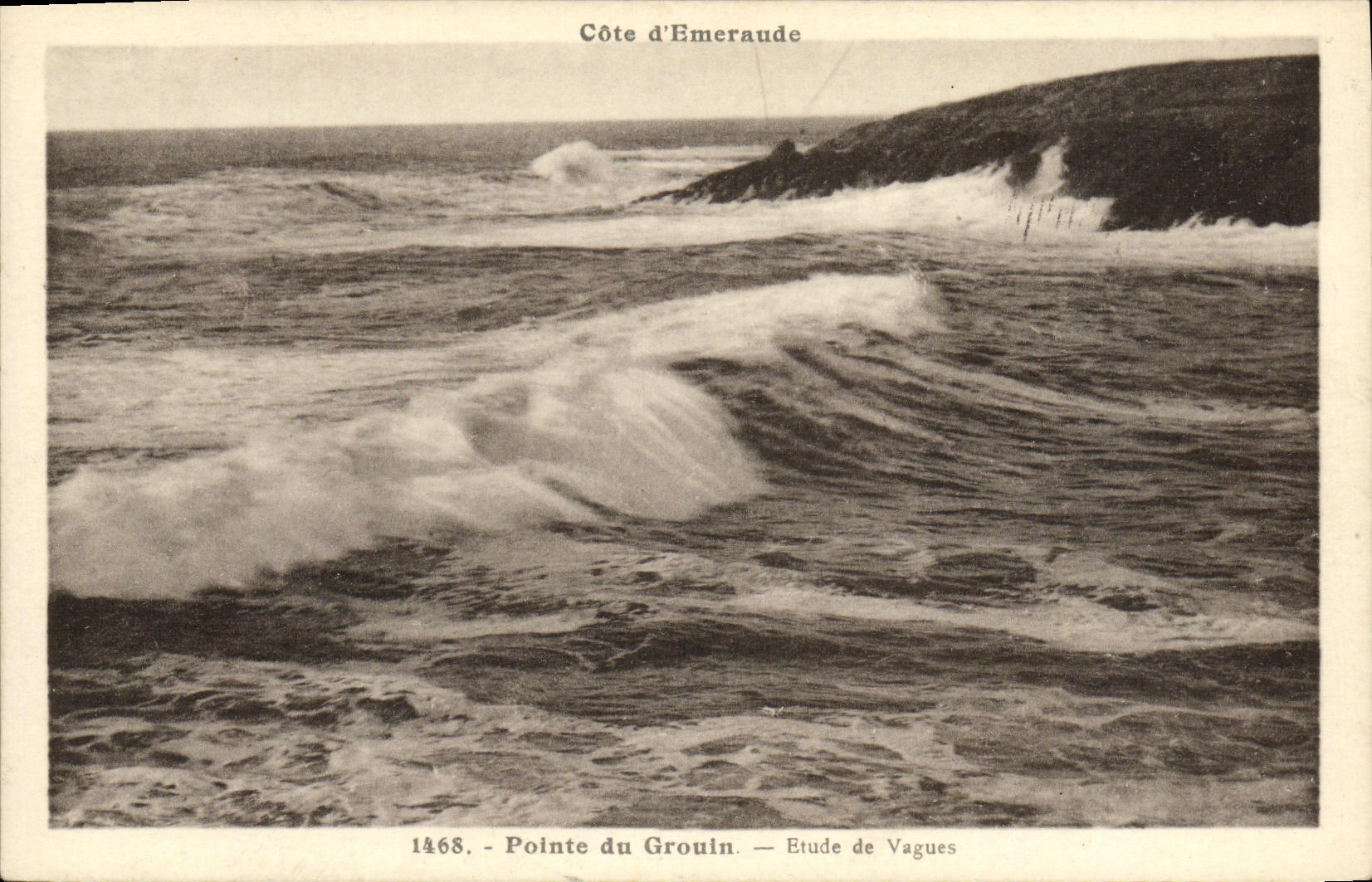 CPA Pointe du Grouln etude de Vagues 