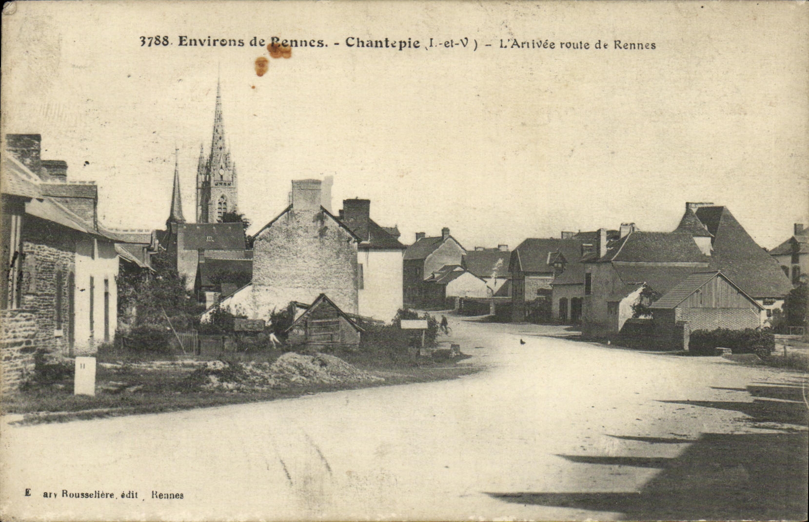 VINTAGE POSTCARD Surroundings of Rennes Chantepie L Arrived road of Rennes