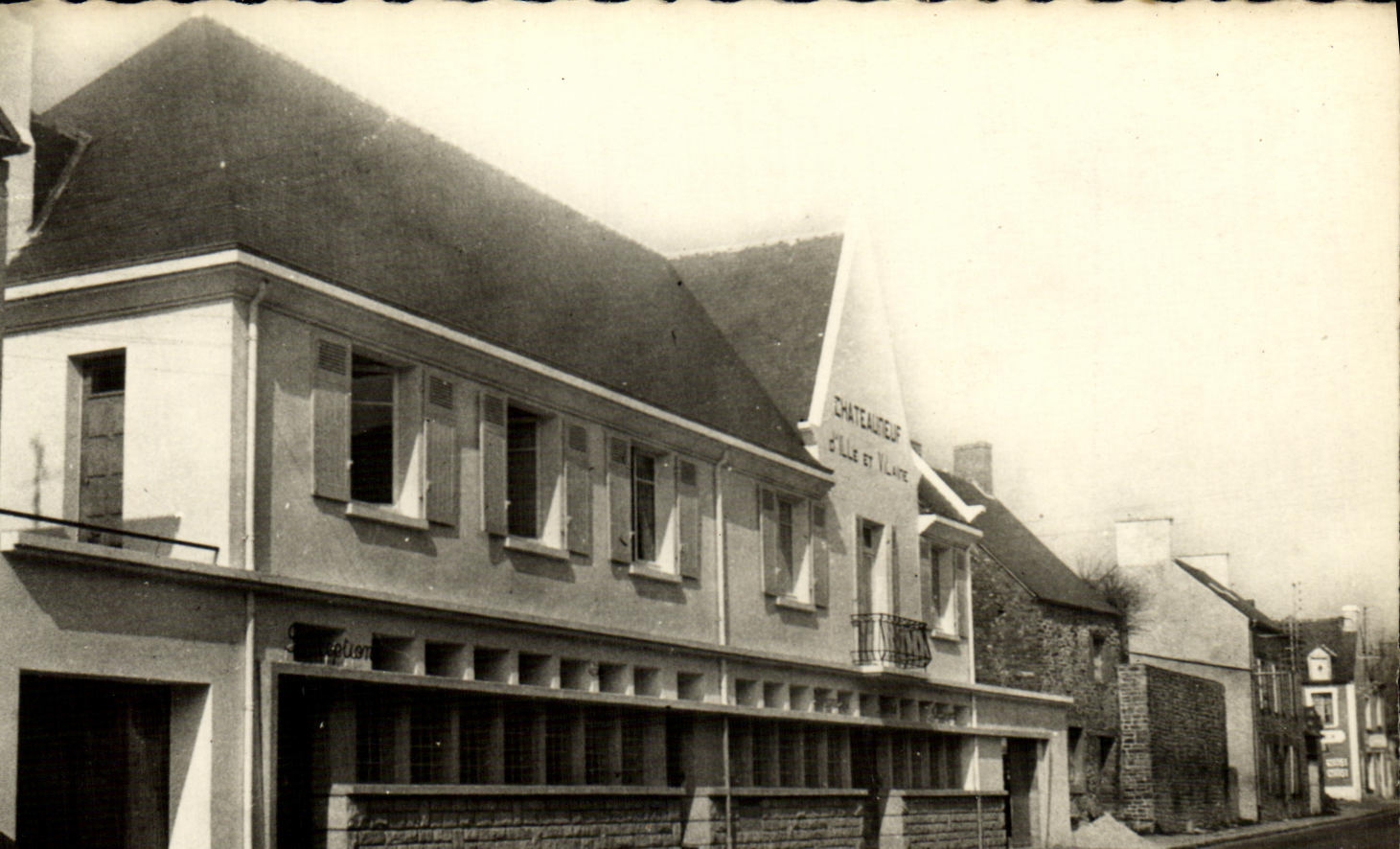 MODERN CARD Chateauneuf hotel of Finances and the P T T