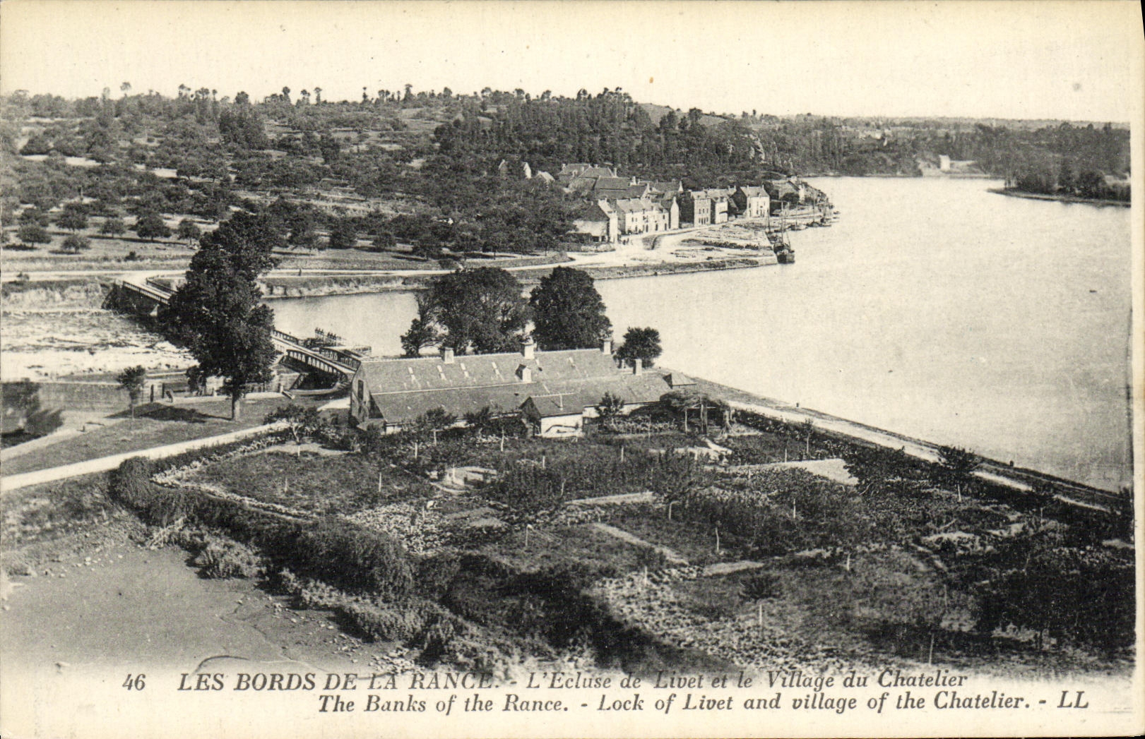 CPA Les bords de la Rance L ecluse de Livet et le village de Chatelier 