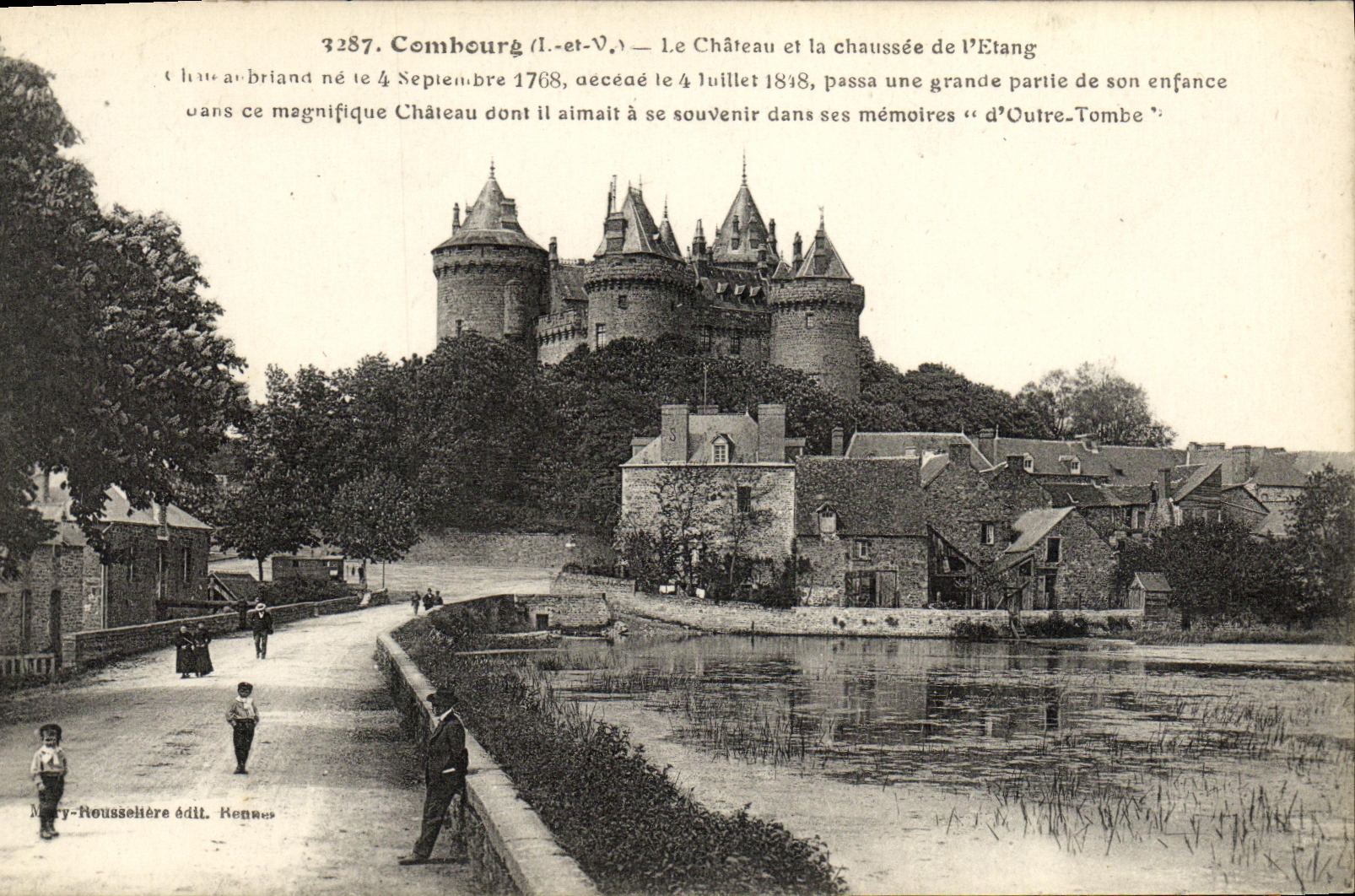 CPA Combourg Le Chateau et la Chaussee de L Etang