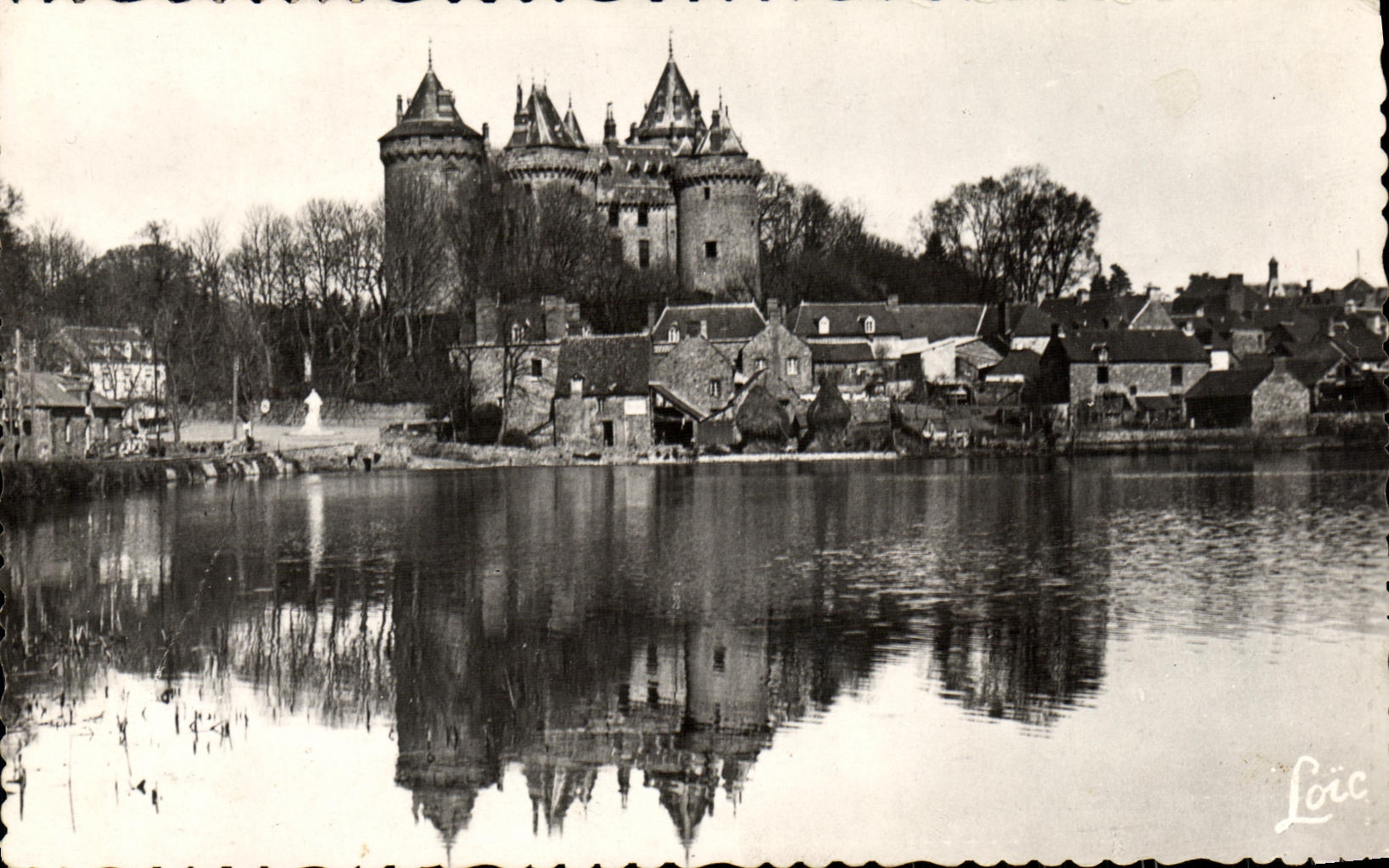 CPM Combourg Le Chateau et L Etang