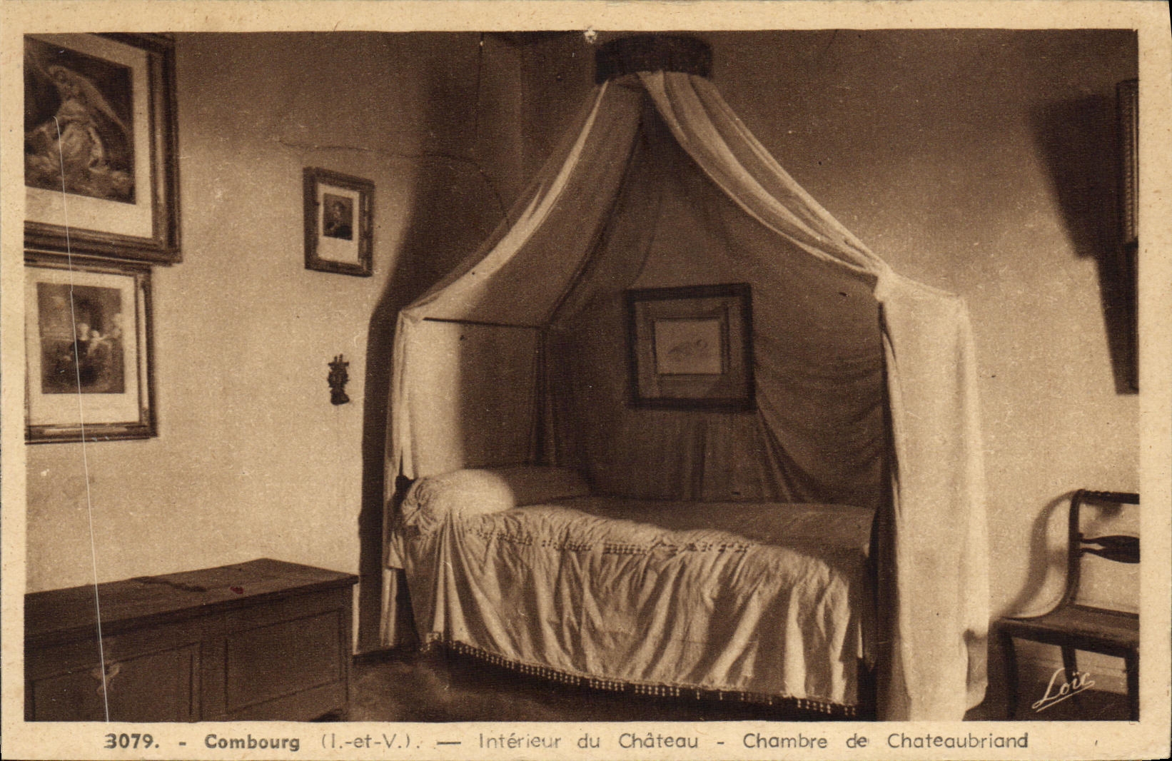 VINTAGE POSTCARD Interior Combourg of the Castle Room of Chateaubriant