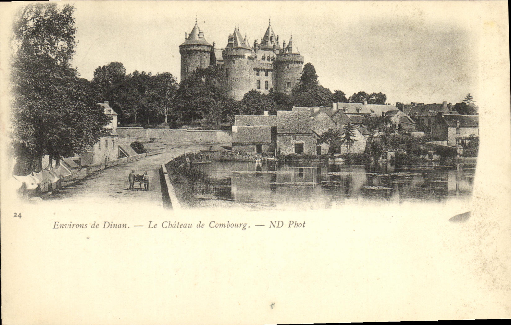 CPA Combourg Le Chateau 