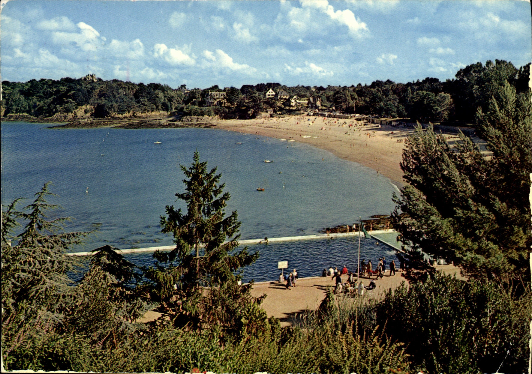 CPM Dinard La Plage du Prieure San Piscine