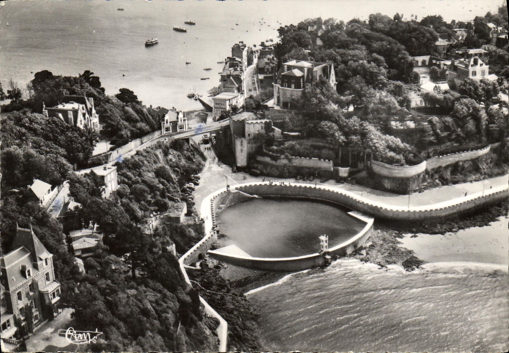 CPM Dinard Vue Aerienne