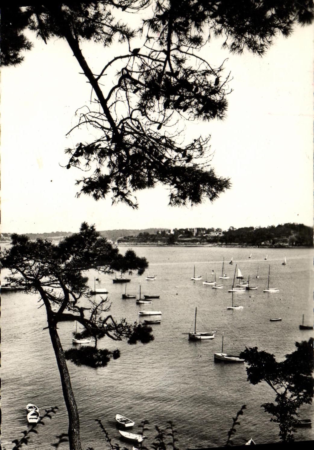 POSTAL MODERNA bahia de Dinard del Prioress