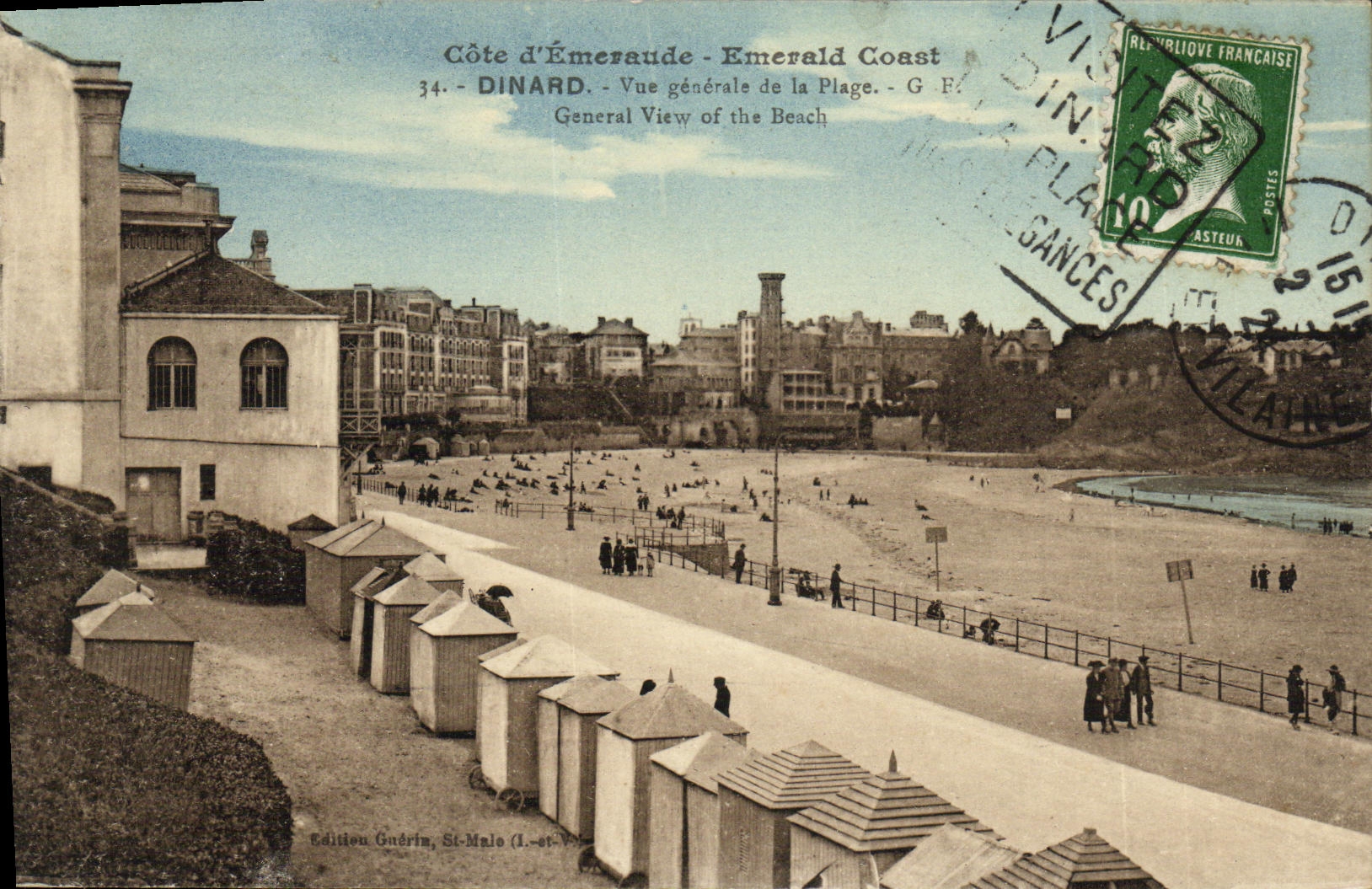 CPA Dinard Vue Generale de la Plage
