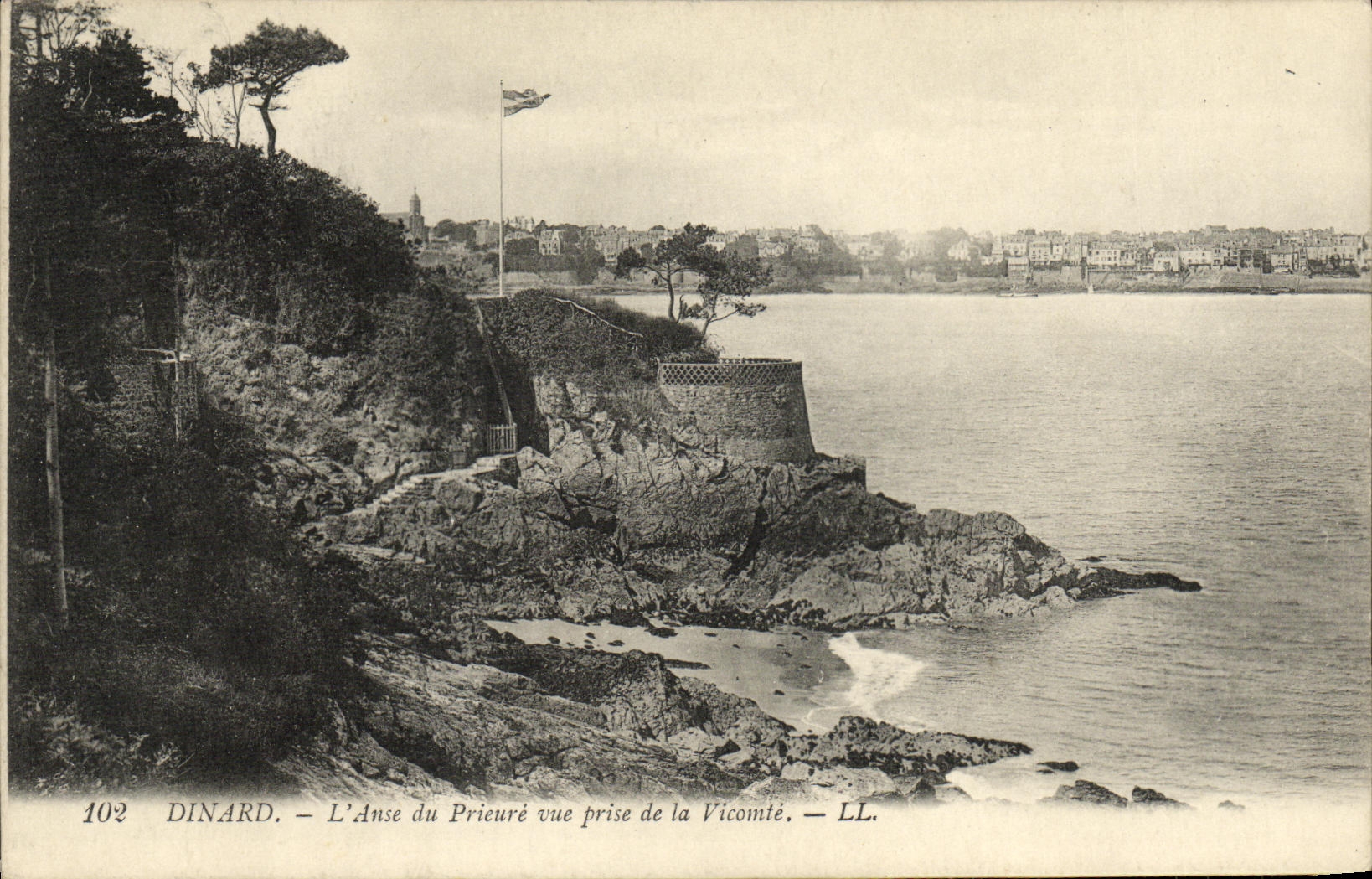 VINTAGE POSTCARD Dinard L Handle of the Prioress Seen from of the Viscount