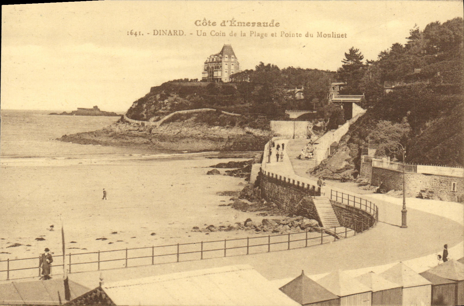 POSTAL Dinard de la VENDIMIA una esquina de la playa y del punto del torno
