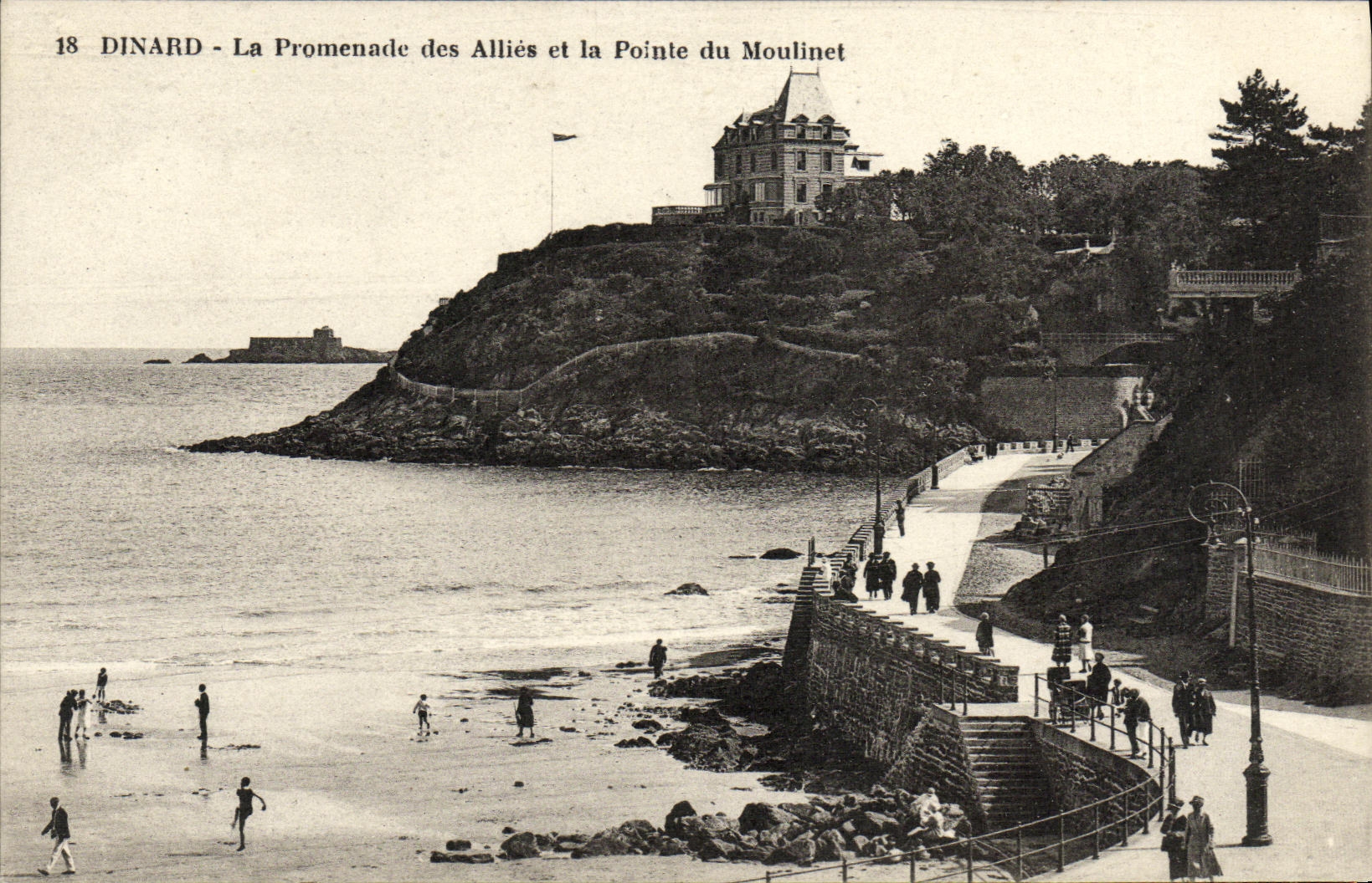 CPA Dinard La Promenade des Allies et la Pointe du Moulinet