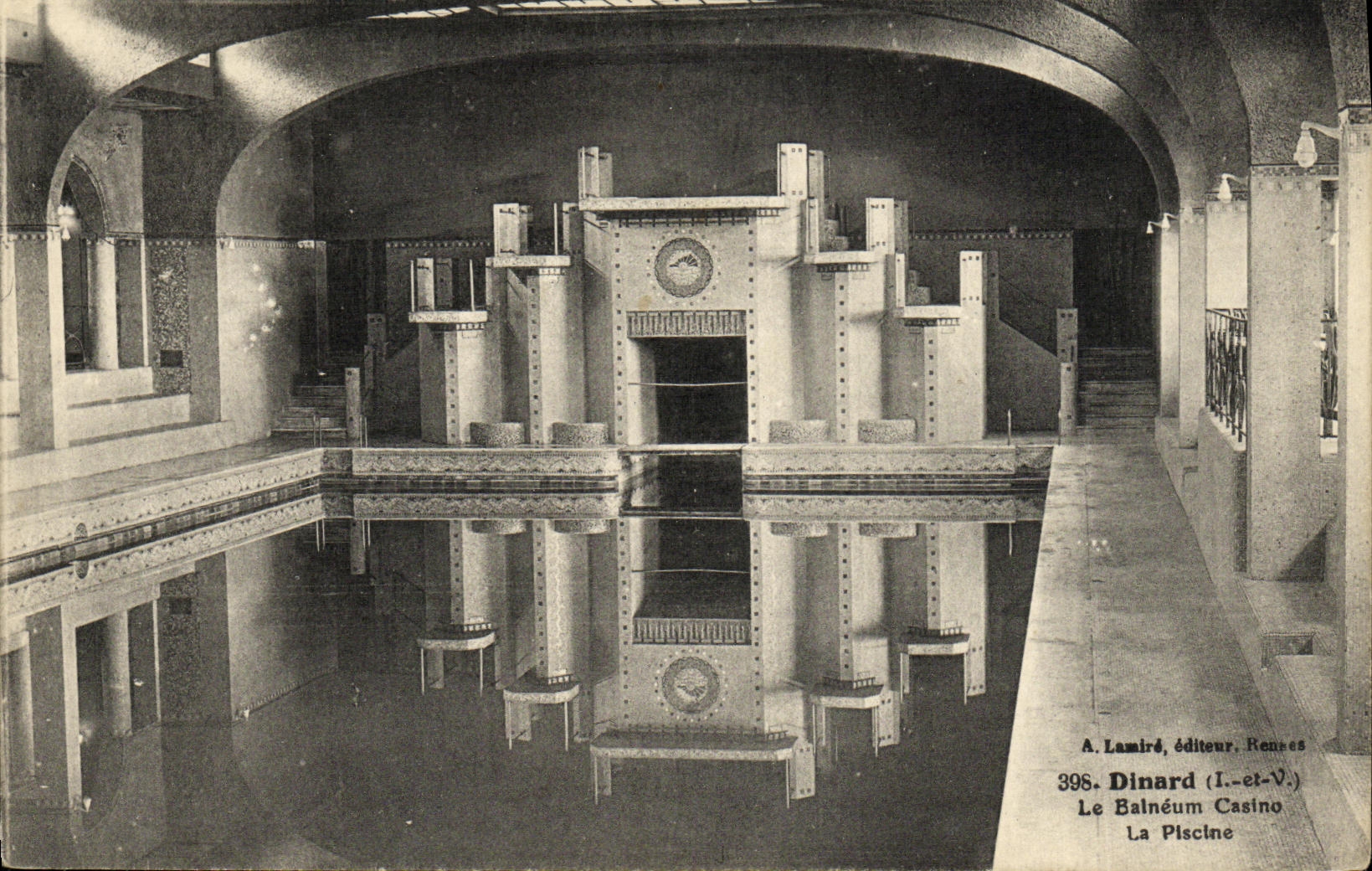 CPA Dinard Le Balneum Casino La piscine