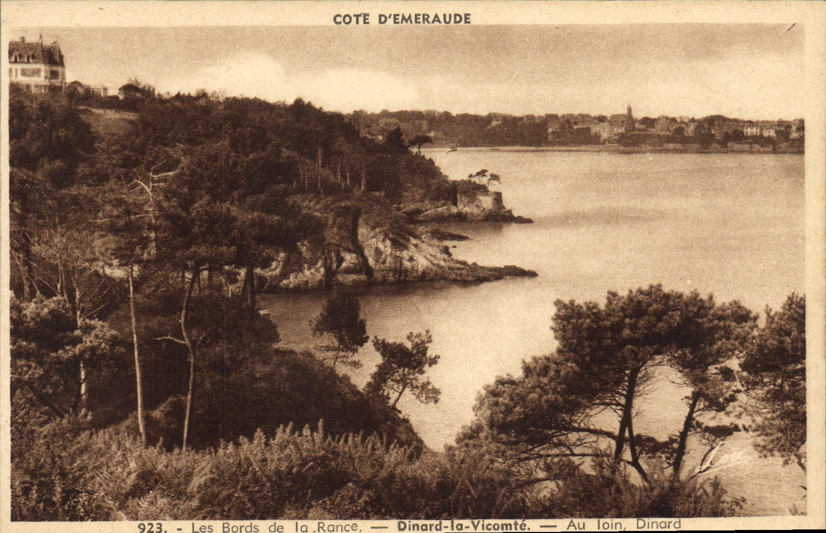 CPA Dinard la Vicomte Au loin Dinard
