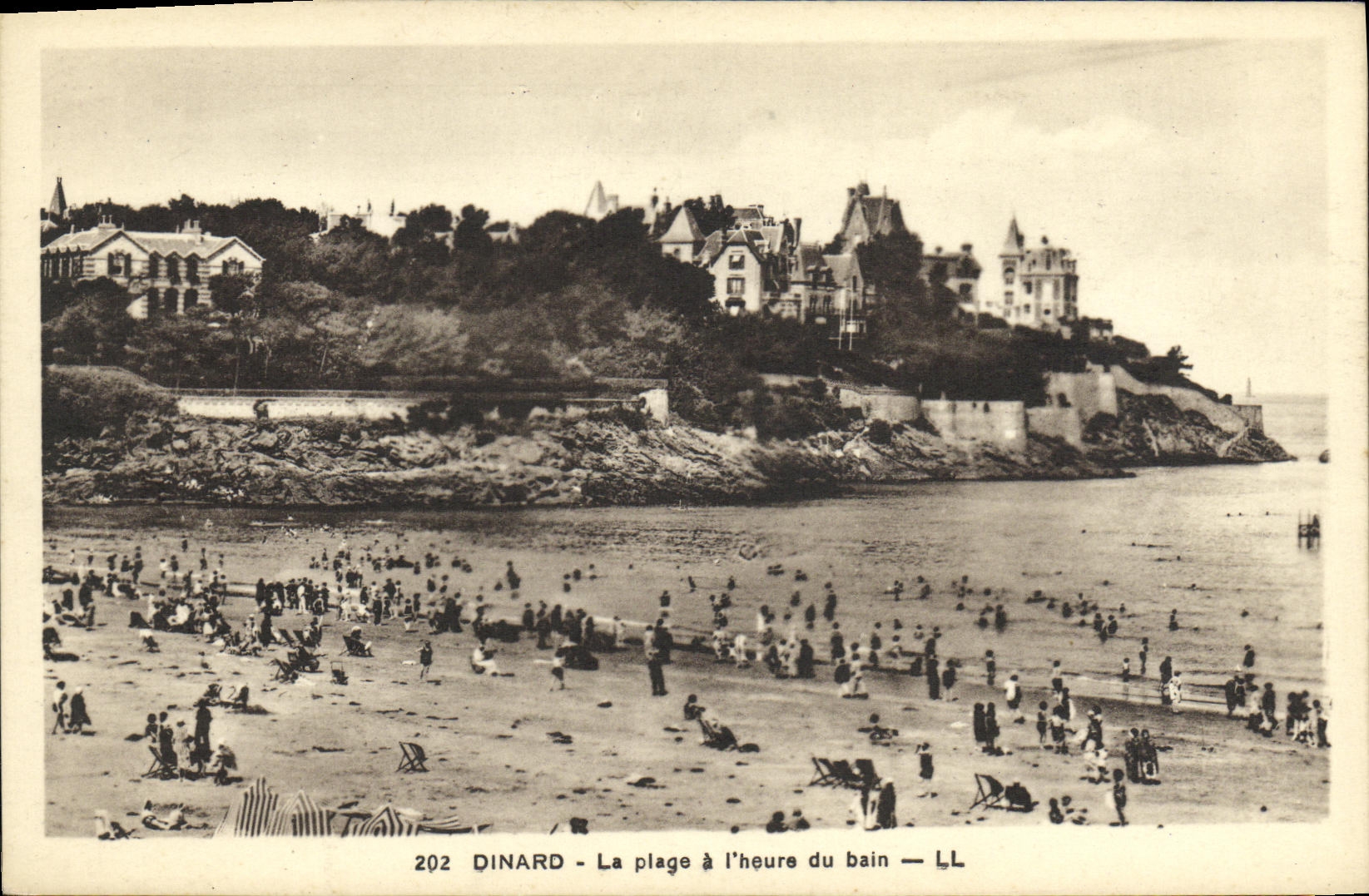 CPA Dinard La Plage a l heure du bain