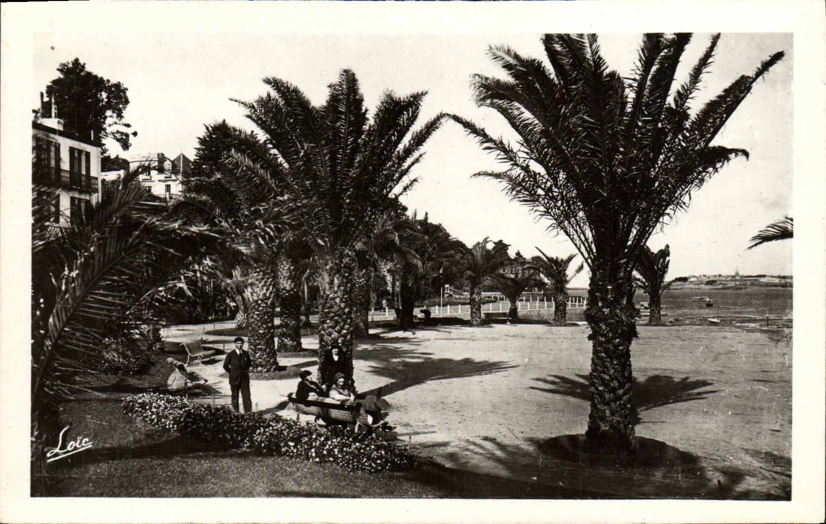 CPA Dinard La Promenade du Clair de Lune