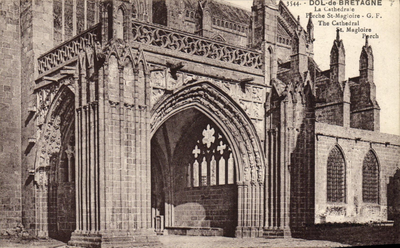 VINTAGE POSTCARD Fraud of Brittany the Cathedral Porch St Magloire