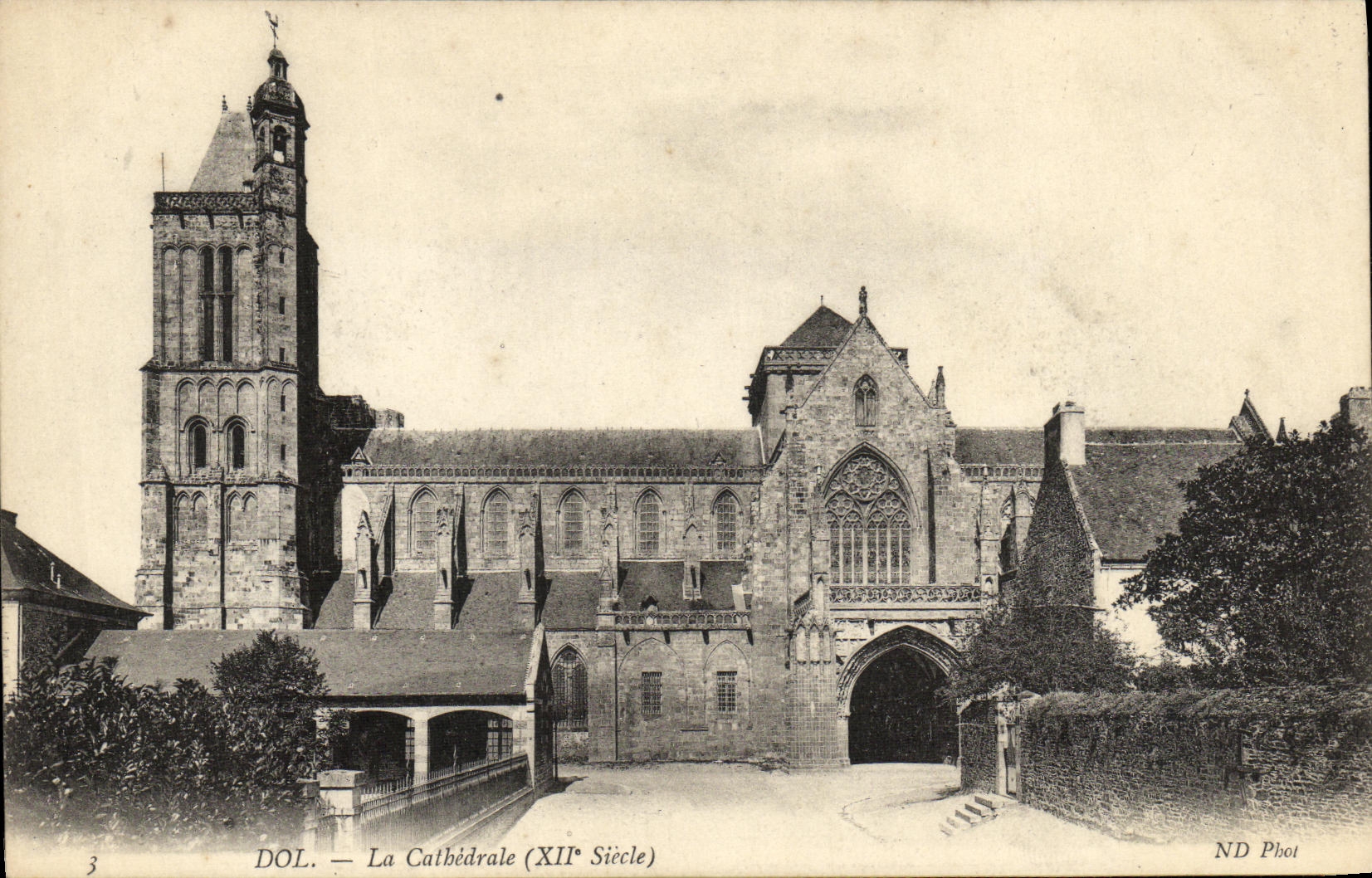 CPA Dol La vcathedrale