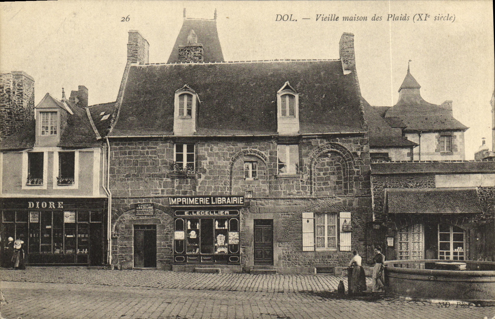 CPA Dol Vieille Maison des Plaids Imprimerie Librairie