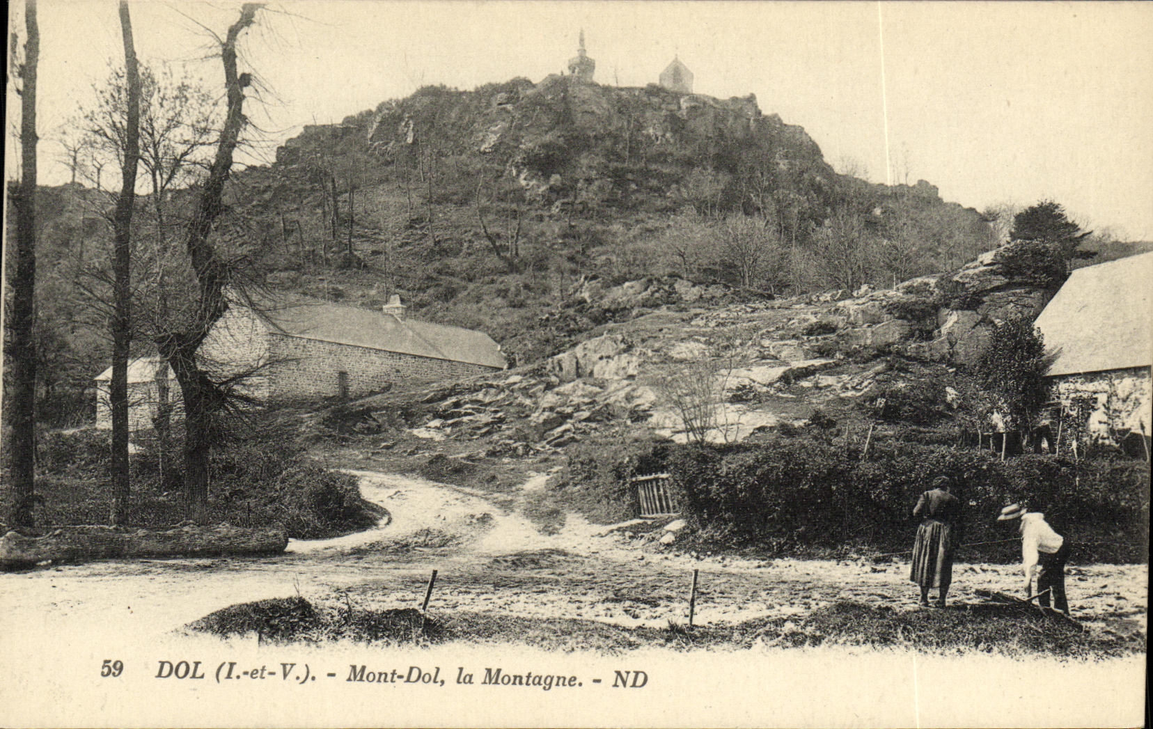 CPA Dol La Mont Dol la Montagne
