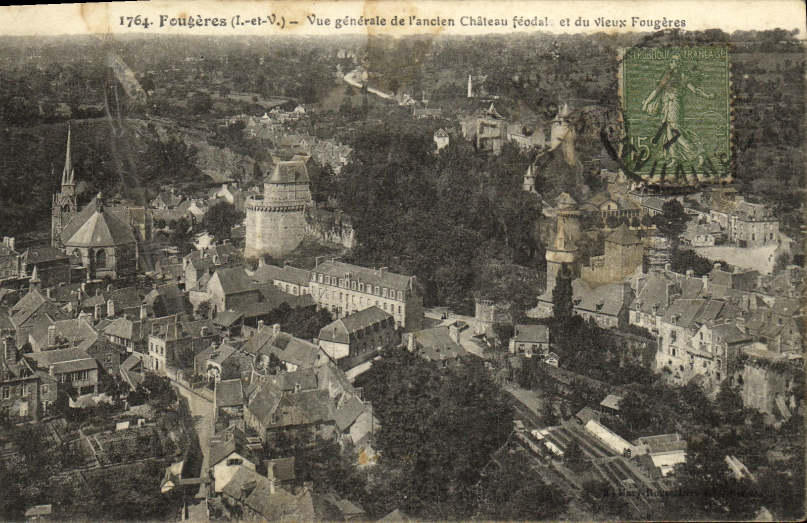 VINTAGE POSTCARD Ferns View of L old Castle fedoal and the old Ferns