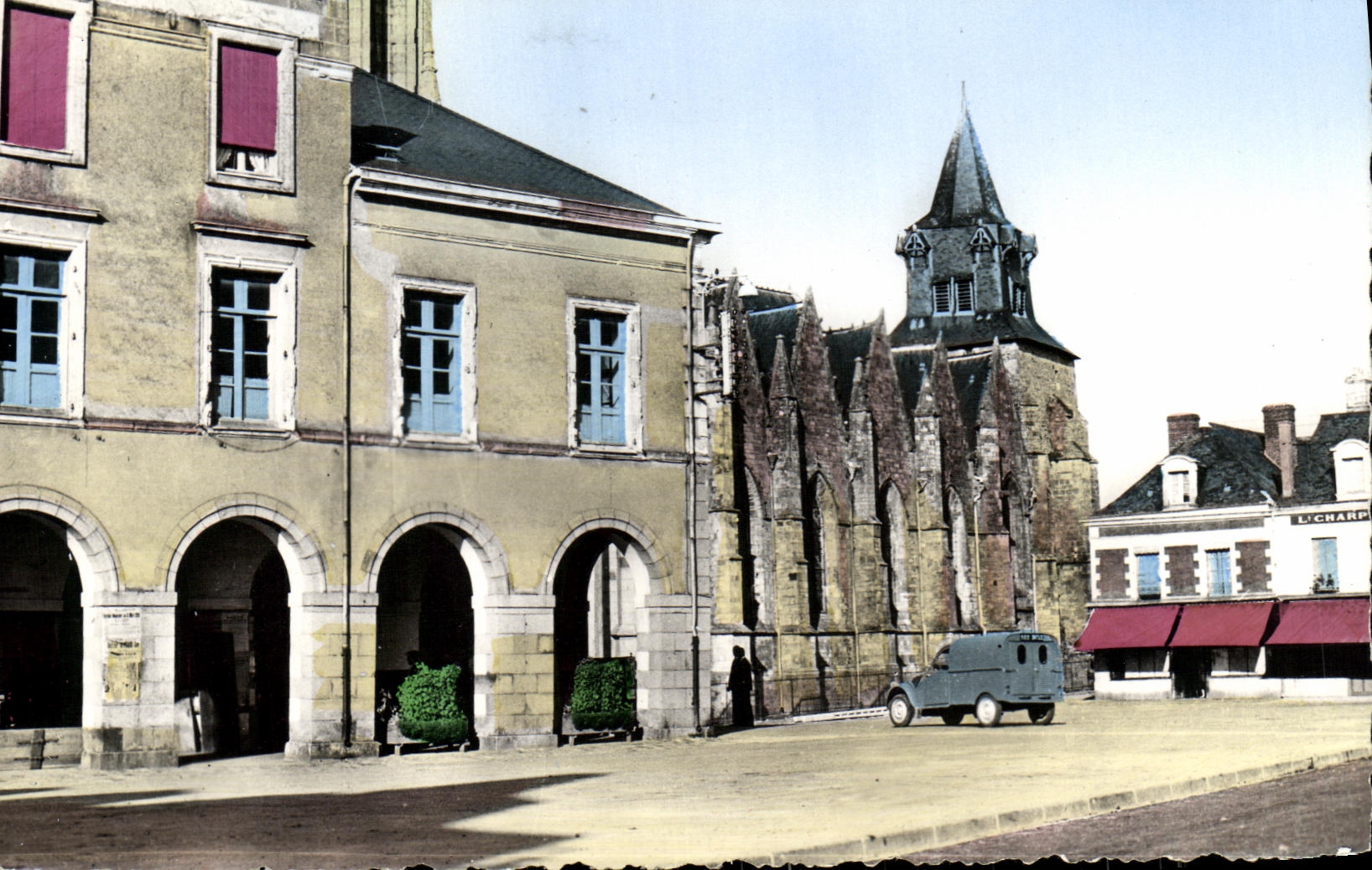 MODERN CARD Guerche of Brittany Places Town hall