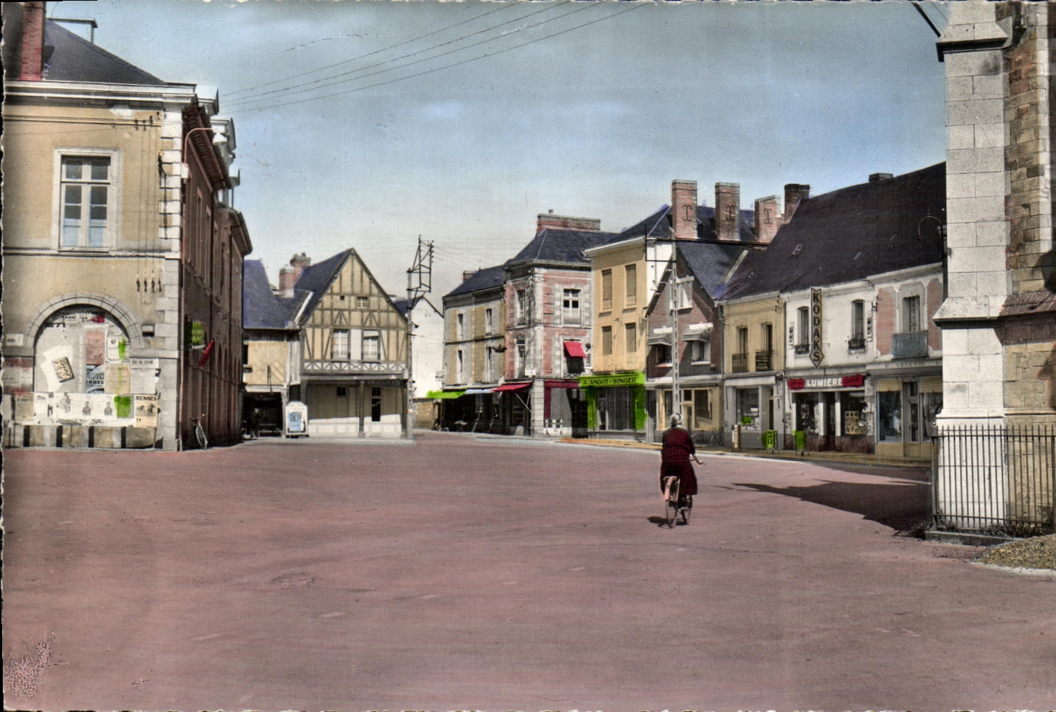 MODERN CARD Guerche of Brittany Places L Church