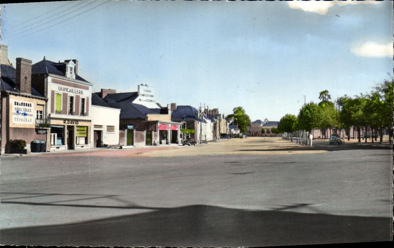 MODERN CARD Guerche of Brittany Fairground Large Email