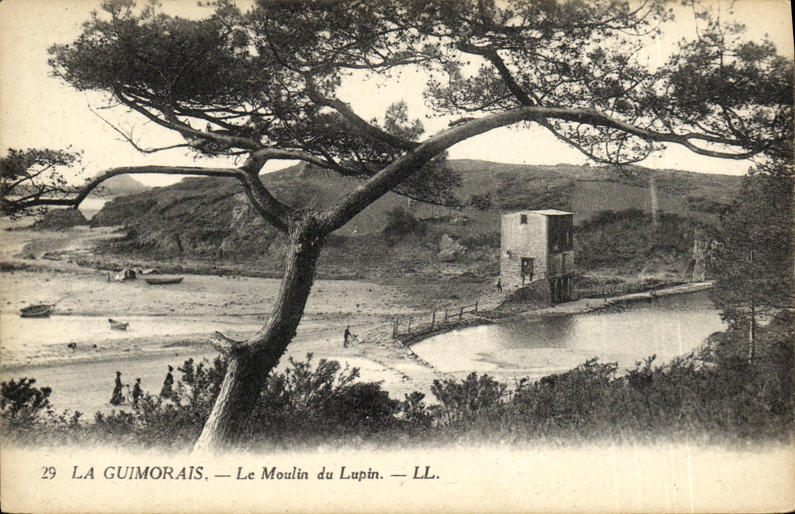 VINTAGE POSTCARD Guimorais the Mill of Lupin
