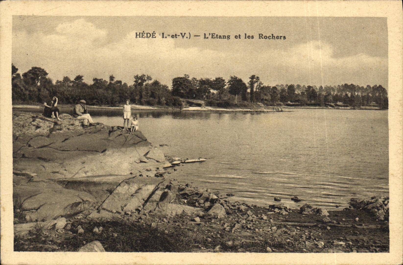 VINTAGE POSTCARD Hede L Pond and Rocks
