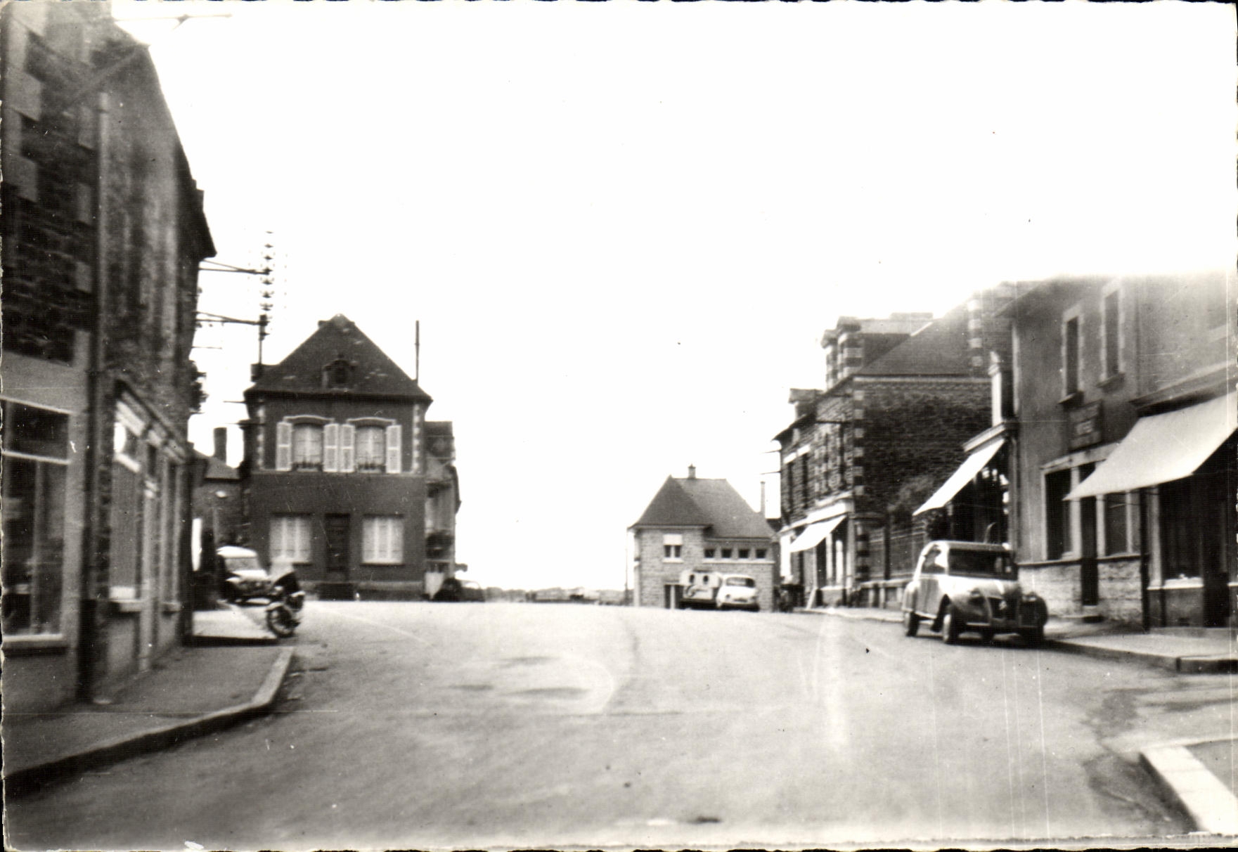 MODERN CARD Iffendic Seen of the Borough