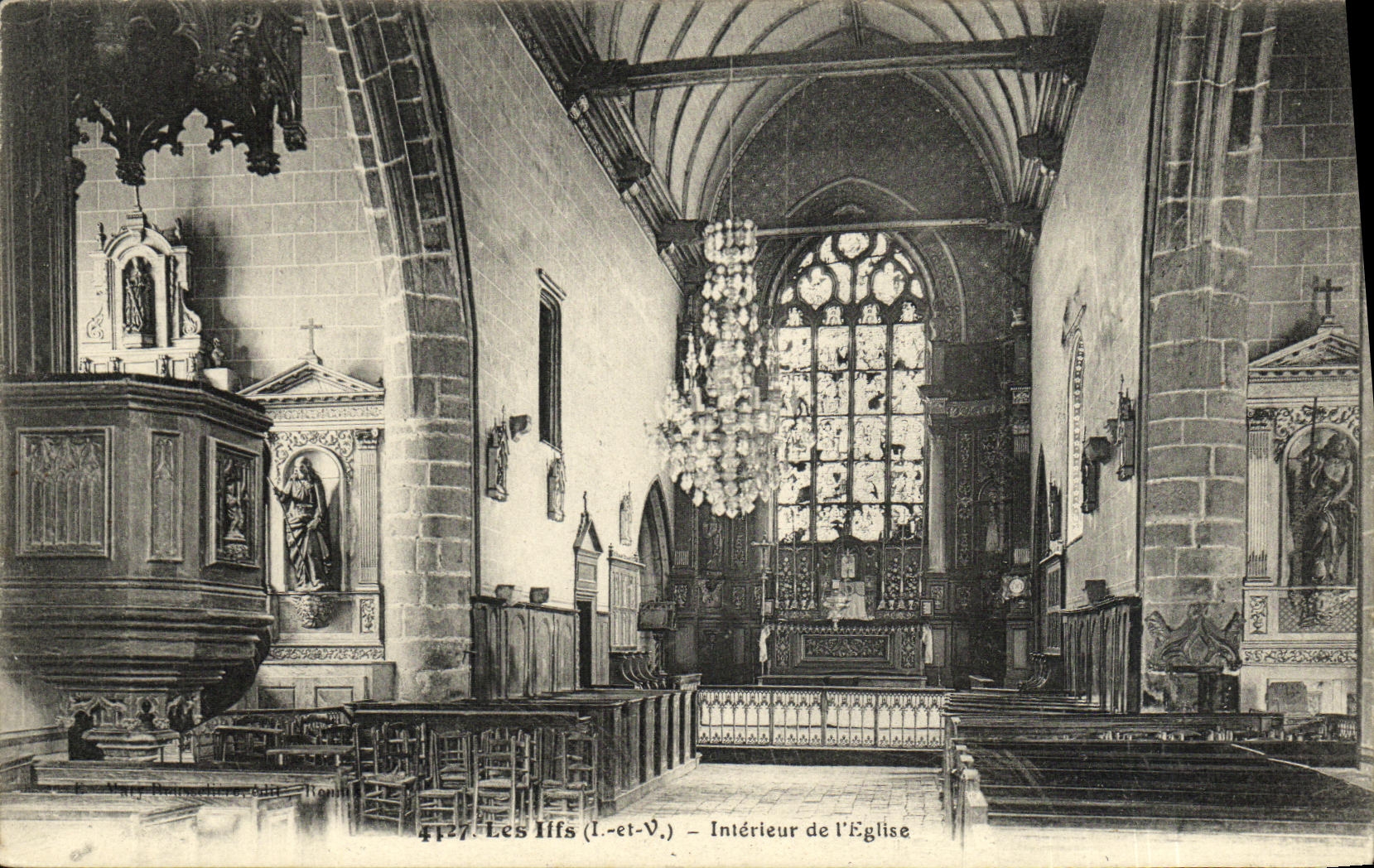 VINTAGE POSTCARD the Yews Interior of L Church