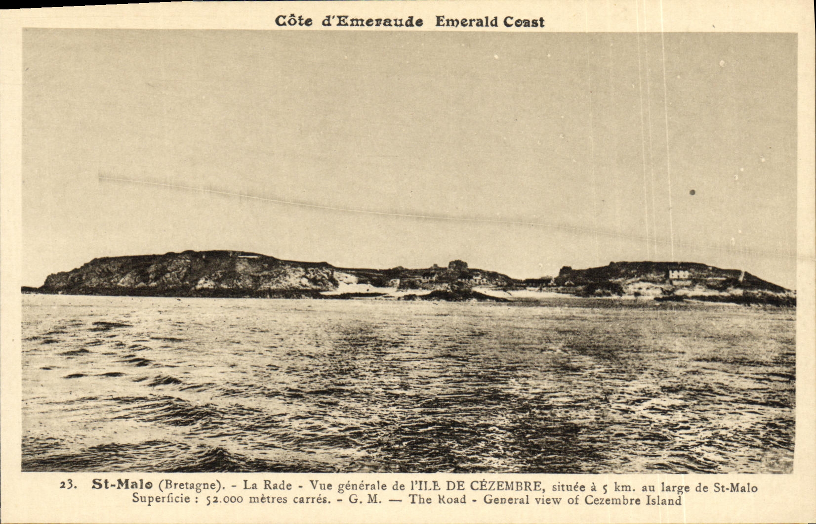 CPA St Malo La Rade Vue Generale de I lle de Cezembre