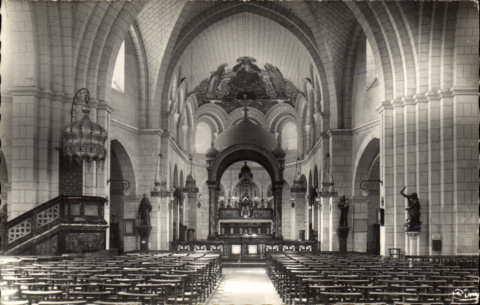 CPM Liffre Interieur de L Eglise