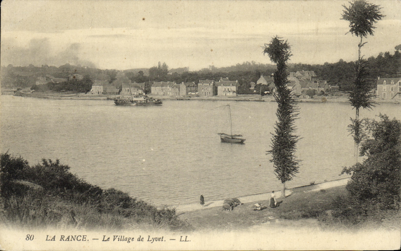VINTAGE POSTCARD Liffre the Village of Lyvet Boat