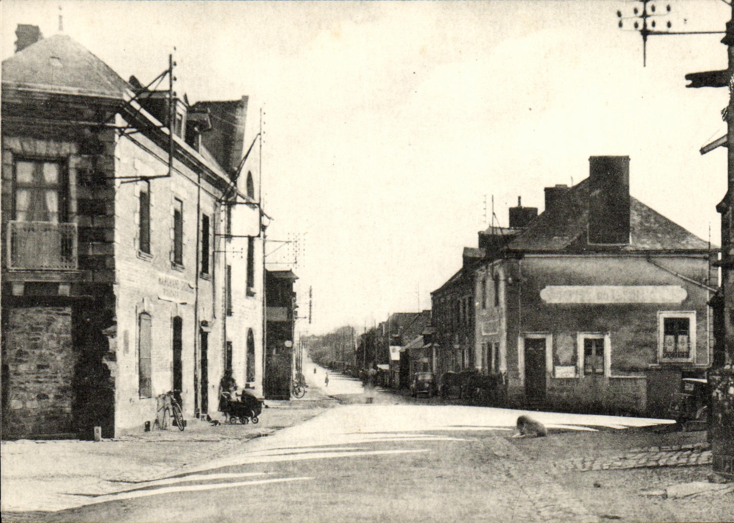 CPM Louvigne De Bais Route De Vitre
