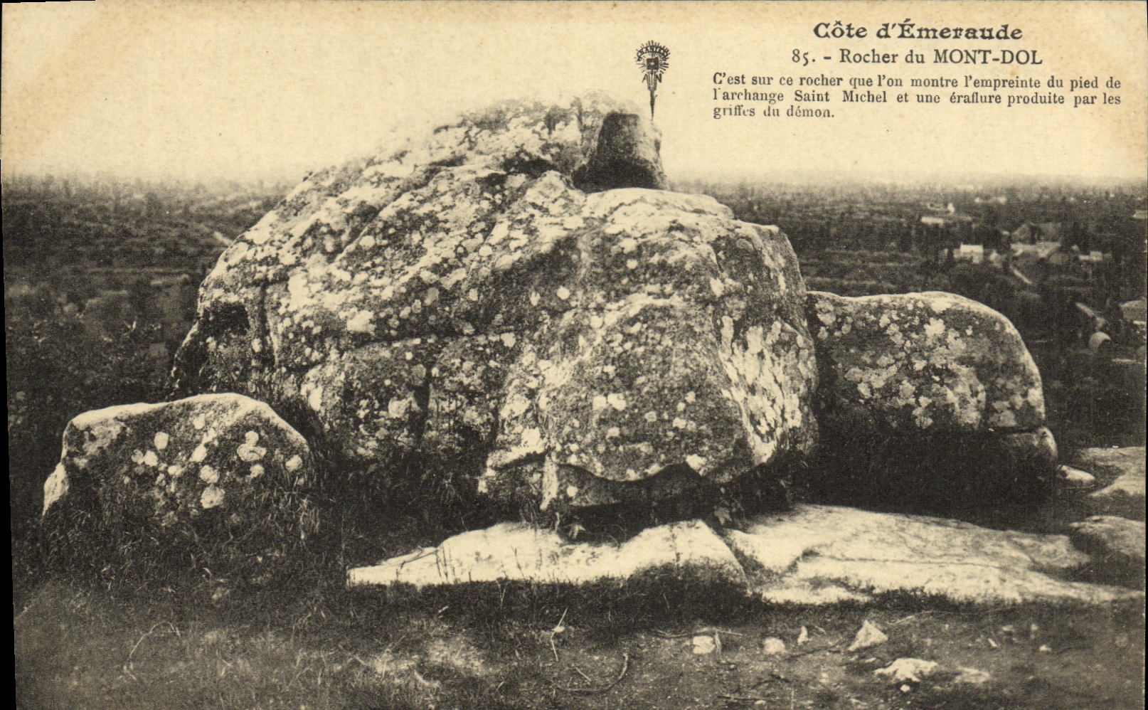 VINTAGE POSTCARD the Mount Fraud Rock