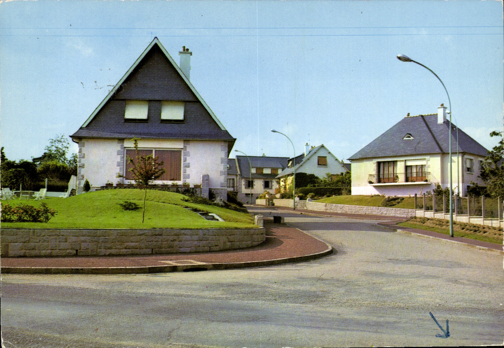 MODERN CARD Mordelles Street Of Ajones