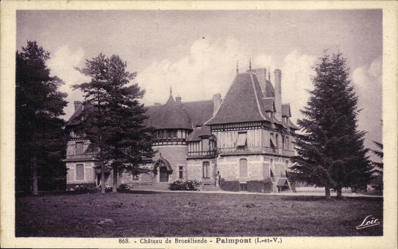 VINTAGE POSTCARD Paimpont Castle of Broceliande