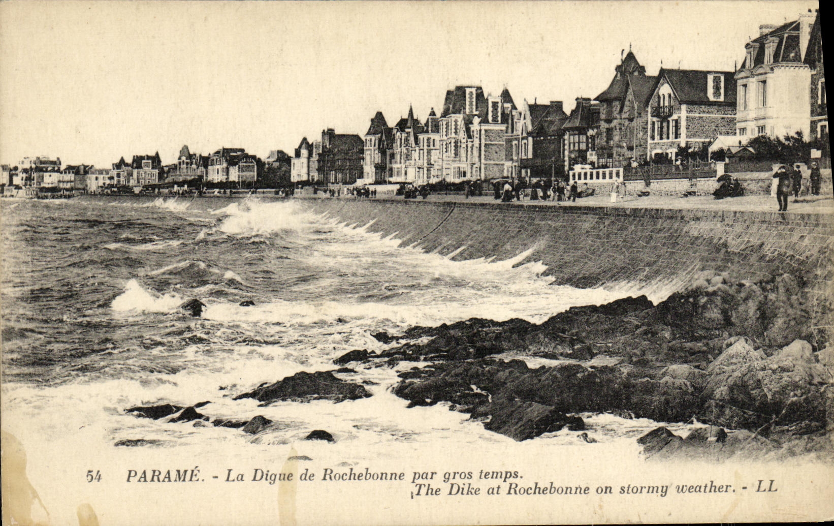CPA Parame La digue de Rochebonne par gros temps