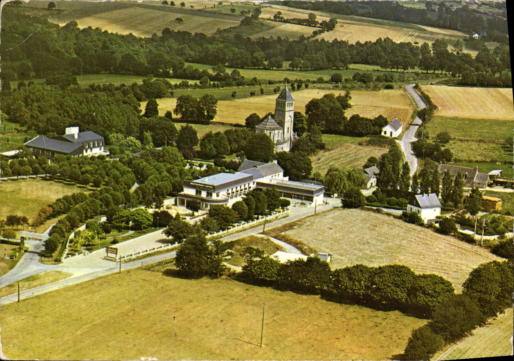 MODERN CARD the peiniere View